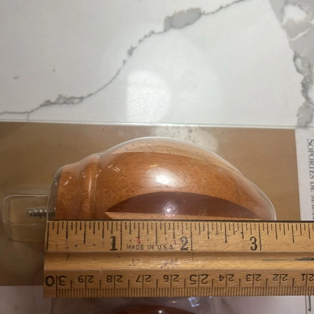 Wamsutto wood pole